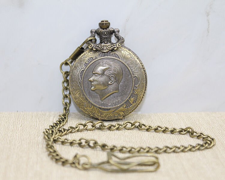 Atatürk Tasarımlı Köstekli Saat