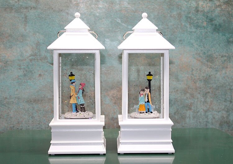 Kış Masalı Tasarımı Işıklı Müzikli Kar Küresi