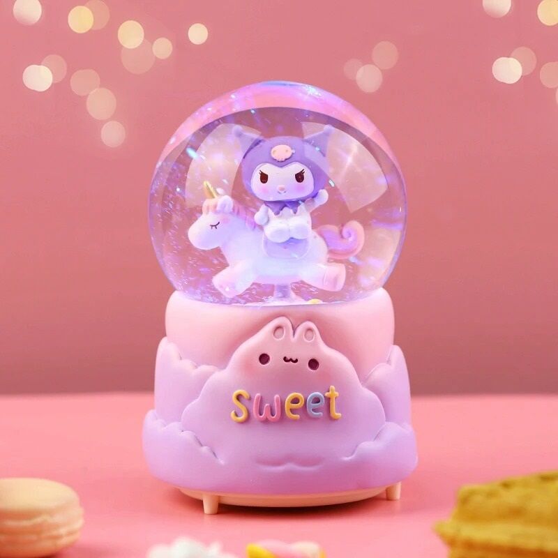 Kuromi İçi Dönmeli Püskürtmeli Işıklı Müzikli Kar Küresi Büyük Boy Model 1