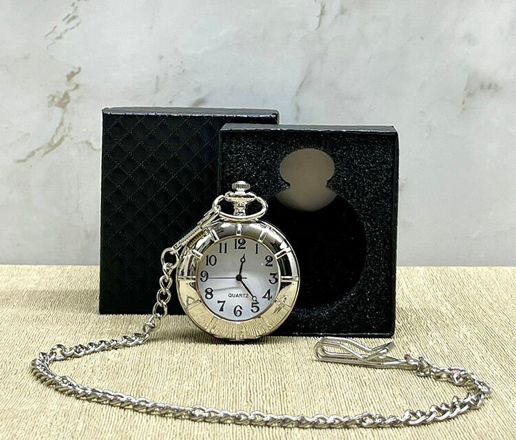 Özel Kutulu Gümüş Köstekli Saat